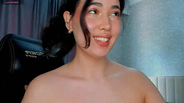 Snapshot of Diara_1an chatting on June 2026 06:38:01 AM Diara 1an online show from June 2026 06:38:01 AM