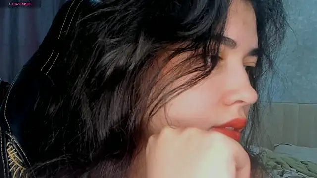 Snapshot of Diara_1an chatting on June 2026 04:17:02 AM Diara 1an online show from June 2026 04:17:02 AM