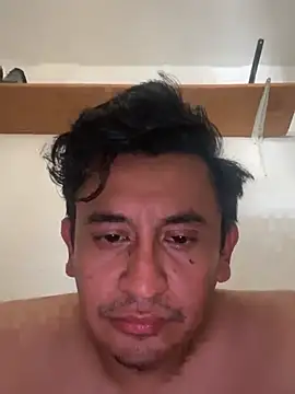 manrrique4567 online show from April 2026 07:44:02 PM