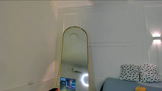 nicolvibes 212 online show from March 2026 08:11:01 PM