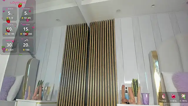 Snapshot of roxyflame_ chatting on July 2026 11:34:02 AM roxyflame online show from July 2026 11:34:02 AM