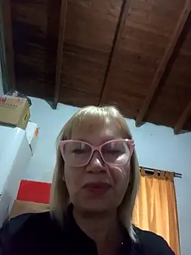 Snapshot of SexyMilf1211 chatting on April 2026 12:14:01 PM SexyMilf1211 online show from April 2026 12:14:01 PM