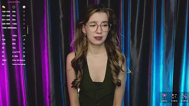 RochelCozzi online show from January 2026 04:11:02 PM