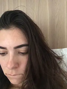 Snapshot of fer-nanda chatting on February 2026 08:14:02 PM fer-nanda online show from February 2026 08:14:02 PM