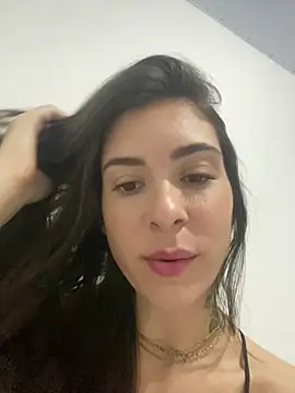 Snapshot of fer-nanda chatting on April 2026 09:50:02 PM fer-nanda online show from April 2026 09:50:02 PM