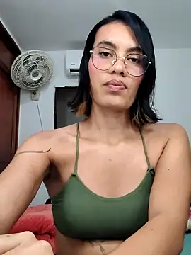 Snapshot of Mia_saaenz chatting on November 2025 08:57:01 PM Mia saaenz online show from November 2025 08:57:01 PM