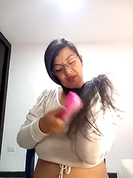 CelesteAlvarez1989 online show from April 2026 02:26:01 PM