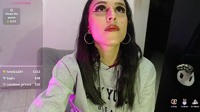 Snapshot of Isabella_Hillss chatting on July 2026 04:41:02 AM Isabella Hillss online show from July 2026 04:41:02 AM