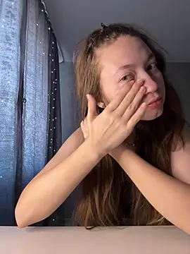 Holy Poly online show from April 2026 05:14:01 AM