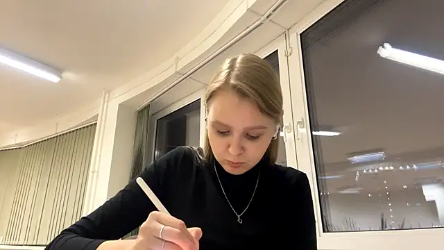 PaulitaSolow online show from December 2025 03:06:01 PM