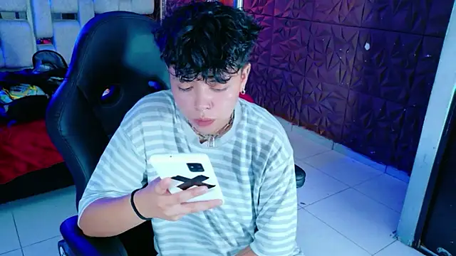 lunabustygirl online show from February 2026 05:06:01 AM