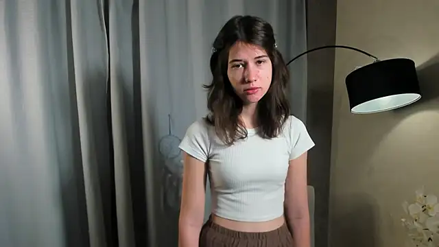 MarilynMun online show from November 2025 02:23:01 AM