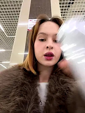 hani obsessed online show from December 2025 10:21:02 AM