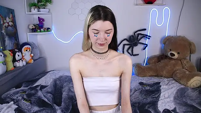 Emmie shy online show from July 2026 12:34:01 PM