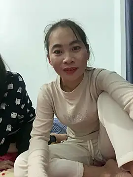 pitty mymi online show from December 2025 07:21:01 PM