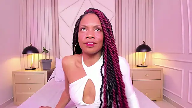 LailaDavidson online show from December 2025 12:23:02 PM