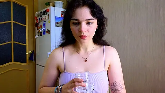  EricaWinterr  online show from May 2026 04:42:01 AM