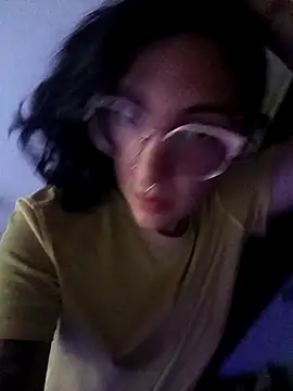 Melinerd online show from March 2026 06:12:01 PM