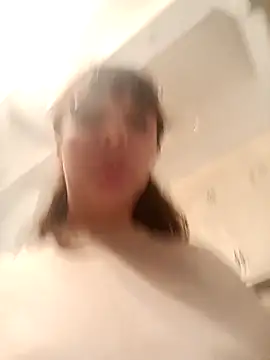 Snapshot of cleopatravodos chatting on April 2026 08:28:02 PM cleopatravodos online show from April 2026 08:28:02 PM