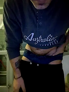 Snapshot of platone09 chatting on November 2025 10:01:02 PM platone09 online show from November 2025 10:01:02 PM