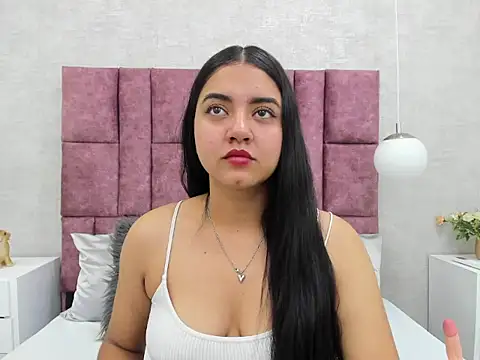 SalomeLee online show from December 2025 11:08:01 AM