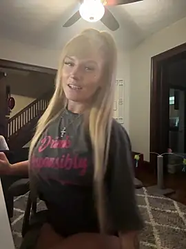 Snapshot of sofrancy chatting on February 2026 11:16:02 PM sofrancy online show from February 2026 11:16:02 PM