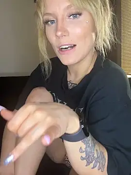 Snapshot of sofrancy chatting on February 2026 07:14:02 PM sofrancy online show from February 2026 07:14:02 PM