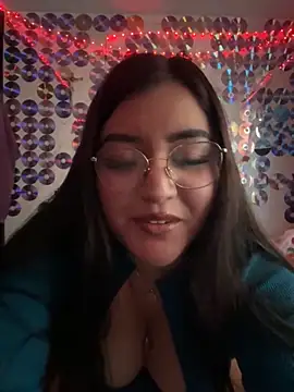 love queen02 online show from November 2025 06:18:01 PM