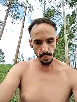 Snapshot of Bogretoo chatting on November 2025 06:15:01 PM Bogretoo online show from November 2025 06:15:01 PM