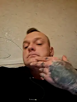 Snapshot of PiotrStasiorowski40 chatting on November 2025 09:32:01 PM PiotrStasiorowski40 online show from November 2025 09:32:01 PM