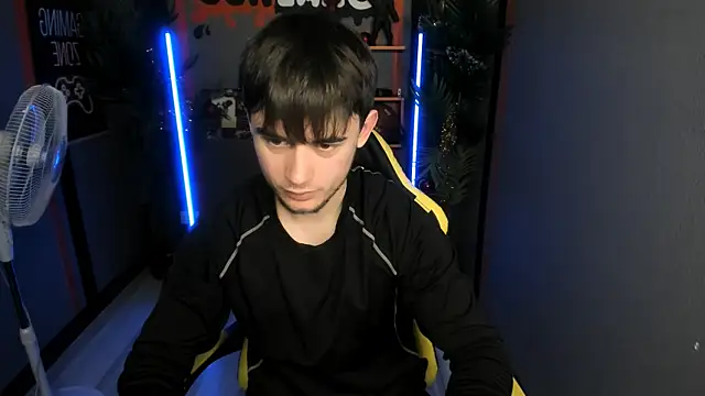 Snapshot of AlejandroEllias chatting on January 2026 06:07:01 AM AlejandroEllias online show from January 2026 06:07:01 AM