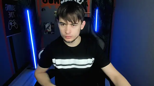 Snapshot of AlejandroEllias chatting on January 2026 08:45:02 PM AlejandroEllias online show from January 2026 08:45:02 PM