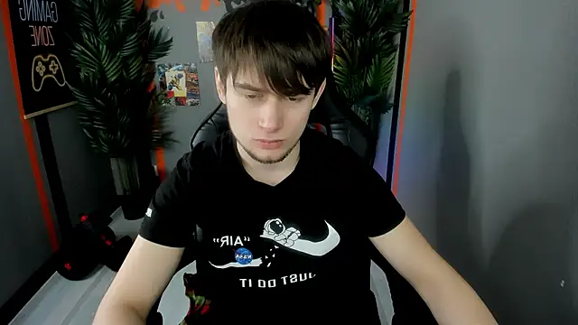 Snapshot of AlejandroEllias chatting on February 2026 08:19:02 PM AlejandroEllias online show from February 2026 08:19:02 PM