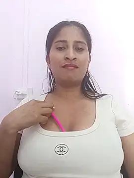 CarolinaNavas33 online show from March 2026 09:03:02 PM