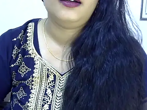 Muskan Jha online show from May 2026 02:08:02 AM