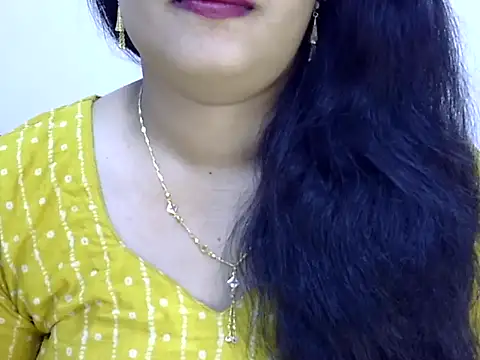 Snapshot of Muskan_Jha chatting on May 2026 01:32:02 AM Muskan Jha online show from May 2026 01:32:02 AM