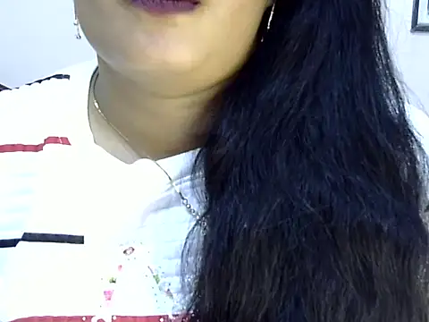 Snapshot of Muskan_Jha chatting on June 2026 01:24:02 PM Muskan Jha online show from June 2026 01:24:02 PM