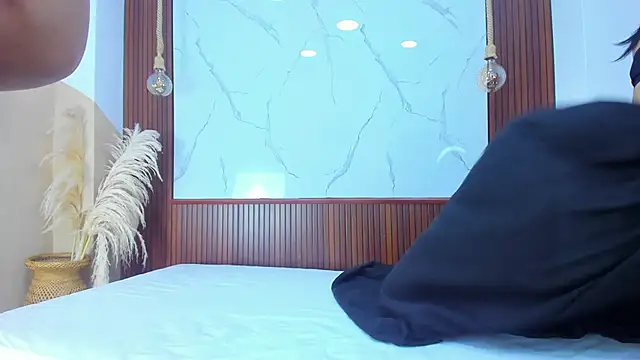 Snapshot of Loversinfire2 chatting on December 2025 08:15:01 PM Loversinfire2 online show from December 2025 08:15:01 PM