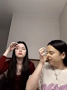 Snapshot of dawnbeforesunset chatting on November 2025 12:45:02 PM dawnbeforesunset online show from November 2025 12:45:02 PM