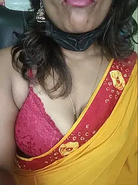 Snapshot of Premalatha_28 chatting on May 2026 06:17:01 PM Premalatha 28 online show from May 2026 06:17:01 PM