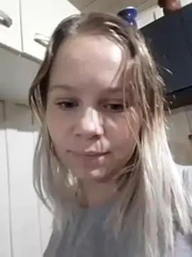 minagostosa123 online show from April 2026 11:28:01 PM