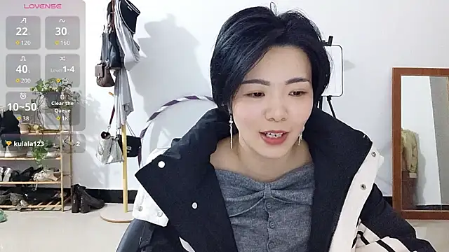 Snapshot of adele8731 chatting on November 2025 02:27:02 PM adele8731 online show from November 2025 02:27:02 PM