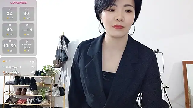 Snapshot of adele8731 chatting on November 2025 02:40:02 PM adele8731 online show from November 2025 02:40:02 PM