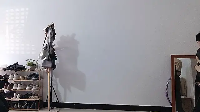 Snapshot of adele8731 chatting on December 2025 02:50:02 AM adele8731 online show from December 2025 02:50:02 AM