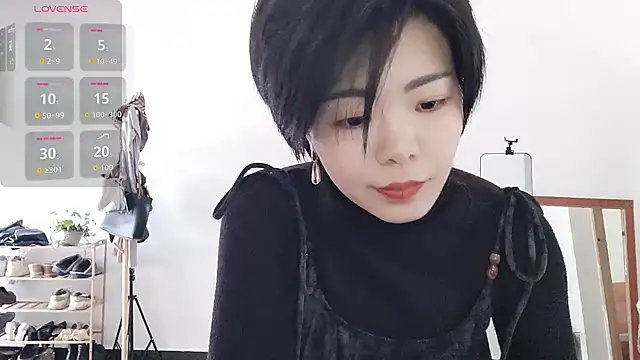 Snapshot of adele8731 chatting on December 2025 03:46:02 AM adele8731 online show from December 2025 03:46:02 AM