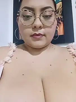 Snapshot of Anna_Lucia88 chatting on July 2026 08:29:01 AM Anna Lucia88 online show from July 2026 08:29:01 AM