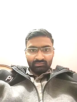 smartboy9smit online show from December 2025 04:50:01 AM