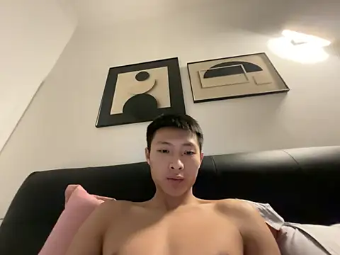 Snapshot of TE-39 chatting on November 2025 12:55:01 PM TE-39 online show from November 2025 12:55:01 PM