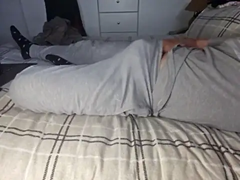 Cheekoy06 online show from November 2025 03:01:02 PM