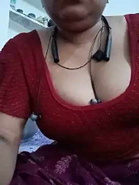 Snapshot of Menka_cut34 chatting on May 2026 07:17:01 AM Menka cut34 online show from May 2026 07:17:01 AM